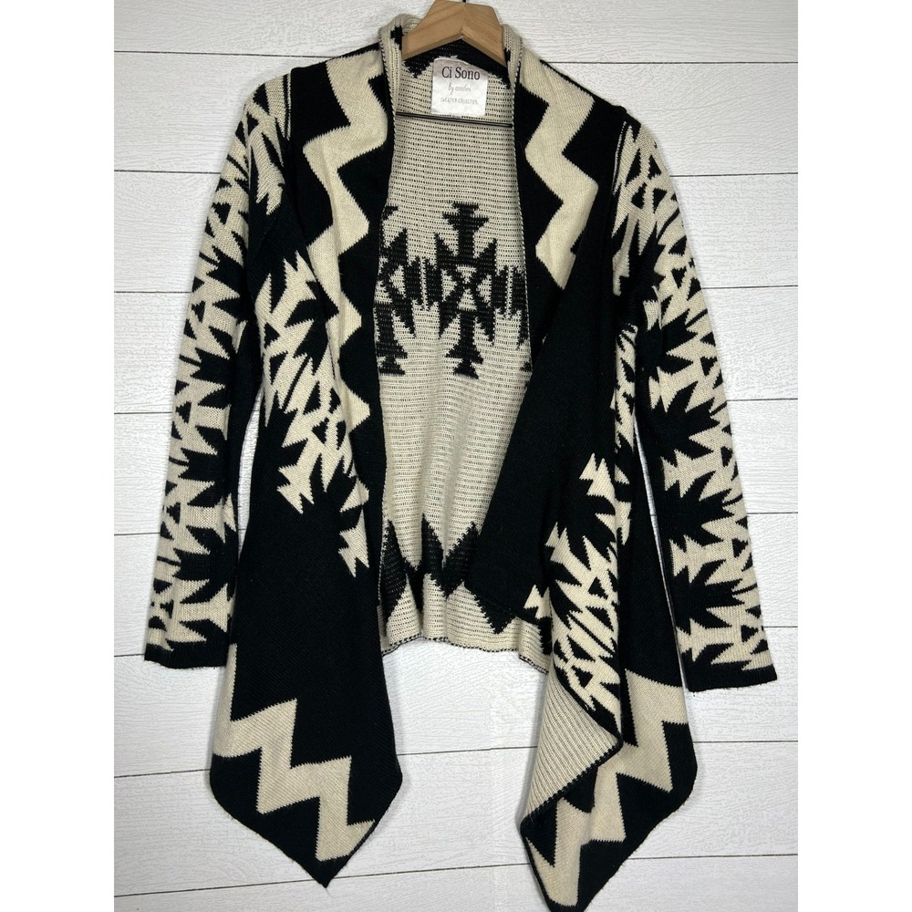 Ci Sono by Cavalini Sweater Collcection Small for Women Cape Aztec Black